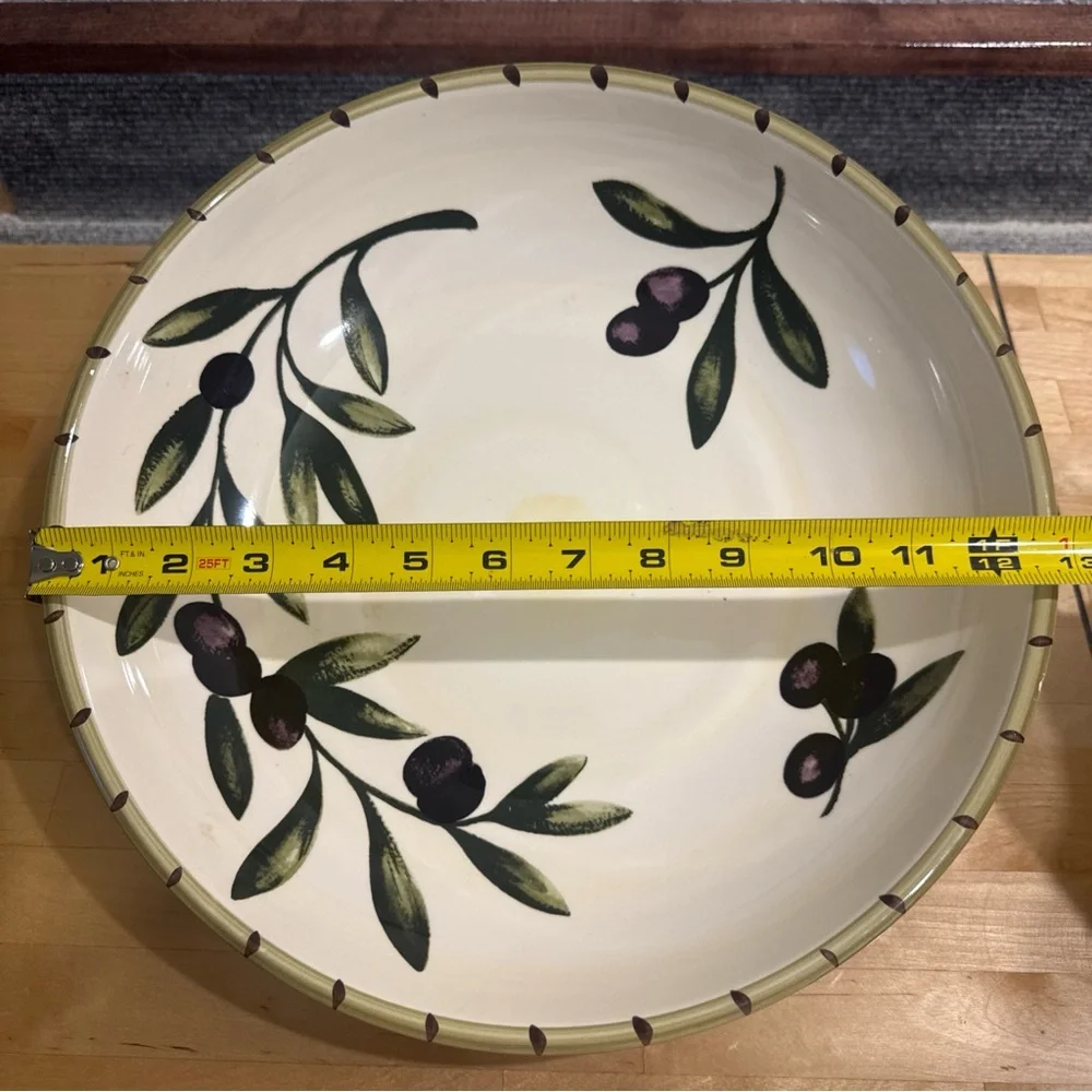 Williams Sonoma Hand-Painted Ceramic Pasta Serving Platte with Olive Design 13”